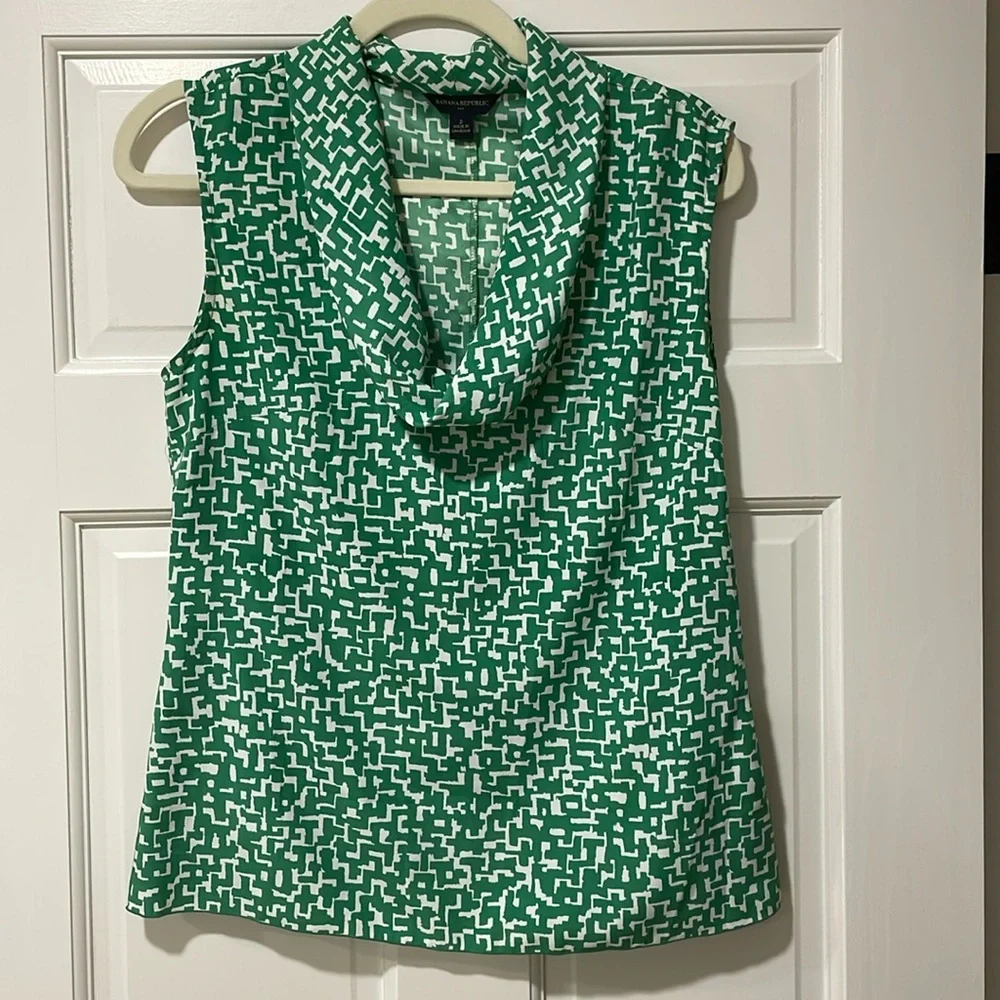 Banana Republic Cowl Neck Tank (NWOT) - Picture 1 of 4